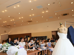 結婚式場のお仕事の写真1